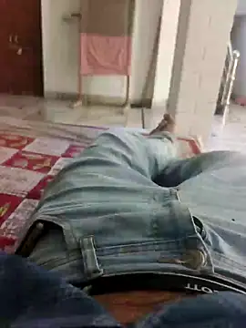 xmanrawan2 online show from 03-04-25, 06:47