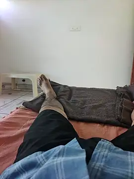 xmanrawan2 online show from 10-14-25, 05:08