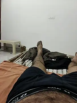 xmanrawan2 online show from 10-19-25, 05:13