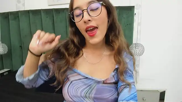 MelodyWinx online show from 02-03-25, 08:13