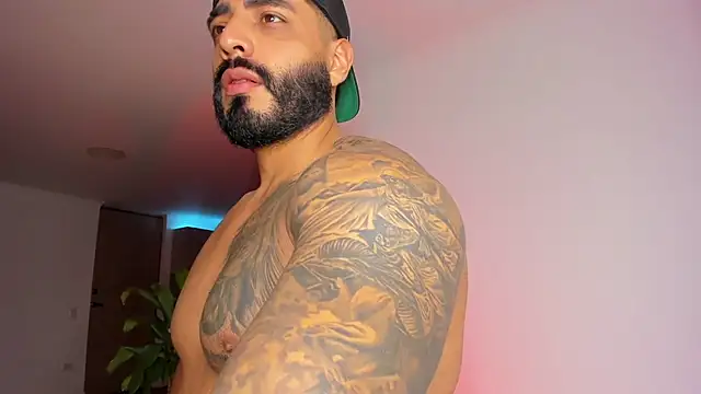 LeandroRusso online show from 03-18-25, 02:25