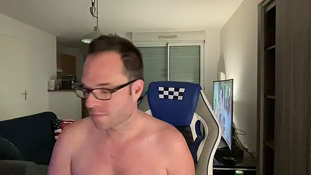 Funnyjul31 online show from 02-08-25, 06:12