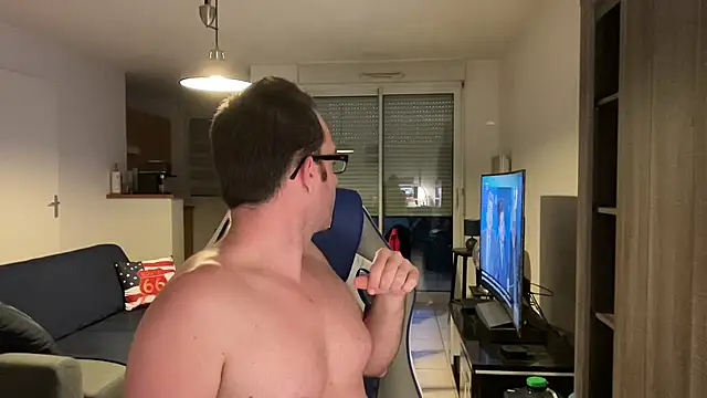 Funnyjul31 online show from 02-23-25, 06:01