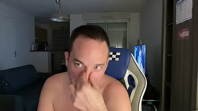 Funnyjul31 online show from 03-11-25, 07:25