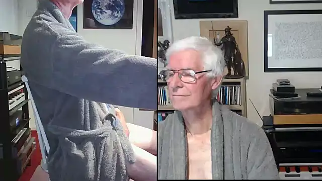 Snapshot of bigears chatting on 10-16-25, 07:15 bigears online show from 10-16-25, 07:15