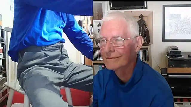 Snapshot of bigears chatting on 11-06-25, 01:56 bigears online show from 11-06-25, 01:56