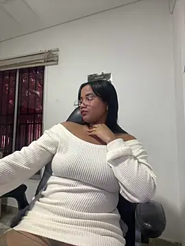 my cam online show from 02-10-25, 08:00