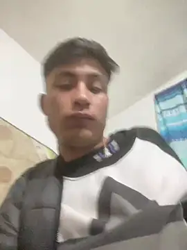 Snapshot of EduardoEspinoza12 chatting on 01-26-25, 10:45 EduardoEspinoza12 online show from 01-26-25, 10:45