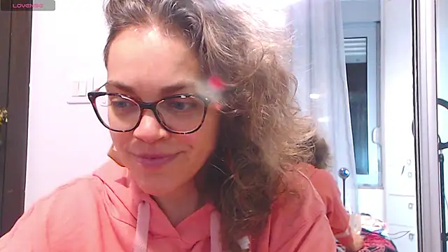 Ju-Hot online show from 01-21-25, 05:20