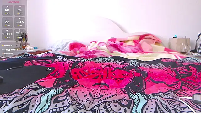 Ju-Hot online show from 03-18-25, 04:37