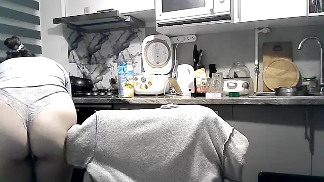 Misssweet s online show from 10-27-25, 08:02