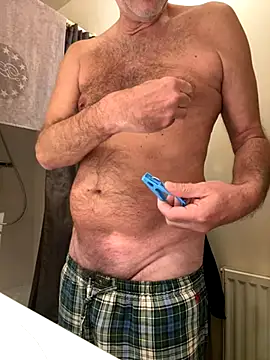 vincent1522 online show from 10-01-25, 05:57