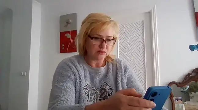 Luzia-Sal online show from 03-09-25, 10:08