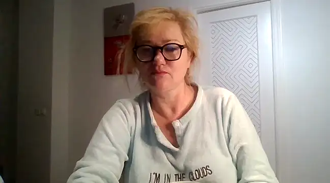 Luzia-Sal online show from 03-13-25, 06:48