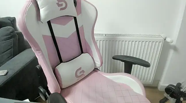 LadyLyanna online show from 02-01-25, 03:30