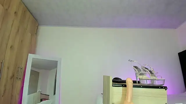 Bigcock genesis party online show from 12-19-25, 11:23