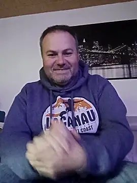 Snapshot of Pourleplasirs chatting on 11-11-25, 01:05 Pourleplasirs online show from 11-11-25, 01:05