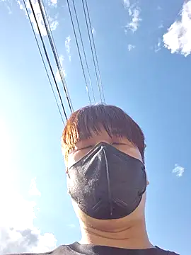 Tyyyggjju online show from 10-23-25, 05:07