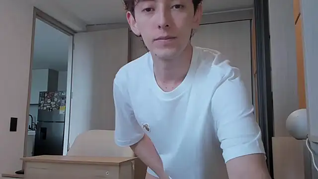 Snapshot of miketwink chatting on 09-09-25, 08:08 miketwink online show from 09-09-25, 08:08
