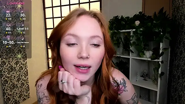 Snapshot of Maya_Light chatting on 02-16-25, 04:53 Maya Light online show from 02-16-25, 04:53