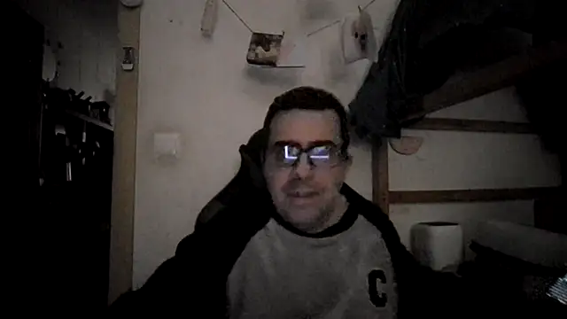 Snapshot of Usame_como_quieras chatting on 01-28-25, 10:12 Usame como quieras online show from 01-28-25, 10:12