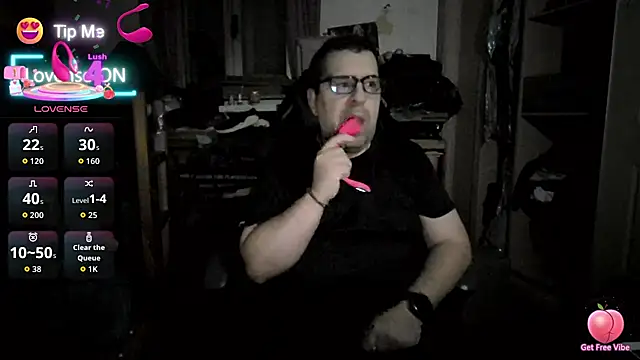 Snapshot of Usame_como_quieras chatting on 12-16-25, 01:10 Usame como quieras online show from 12-16-25, 01:10