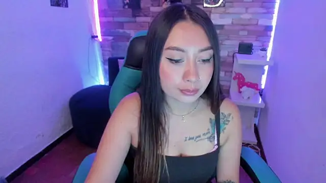 miss isabella m online show from 02-12-25, 12:33