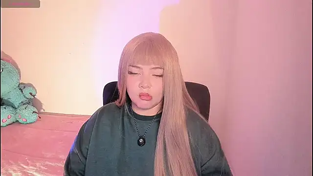 Snapshot of ImamDahian chatting on 11-21-25, 07:56 ImamDahian online show from 11-21-25, 07:56