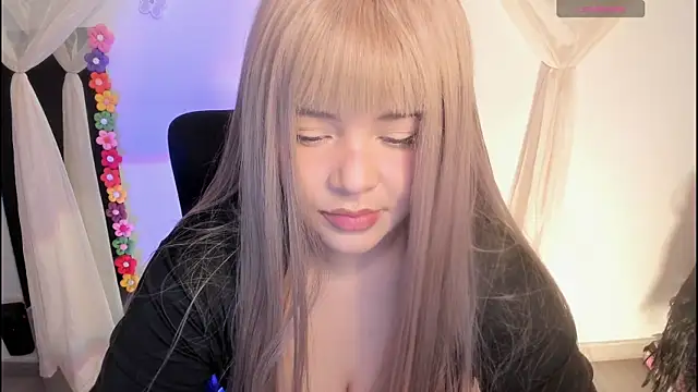 Snapshot of ImamDahian chatting on 01-12-26, 07:30 ImamDahian online show from 01-12-26, 07:30