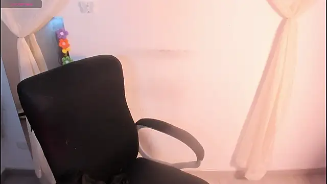 Snapshot of ImamDahian chatting on 02-23-26, 07:00 ImamDahian online show from 02-23-26, 07:00