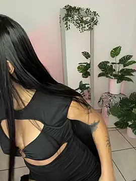 meli ortiz  online show from 12-04-25, 04:27