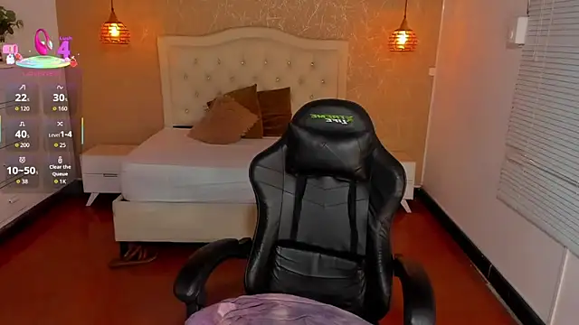 Hadley  online show from 01-06-26, 02:04