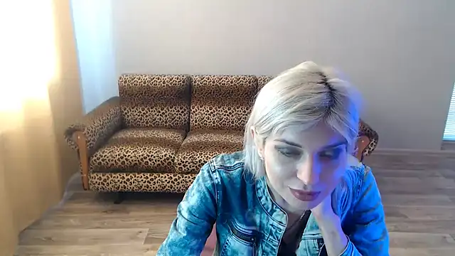 SexyBeatriice online show from 02-21-25, 10:28