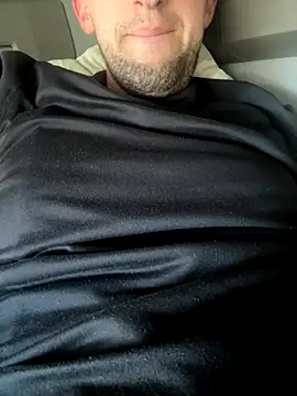 Snapshot of Eriic8888 chatting on 10-01-25, 11:38 Eriic8888 online show from 10-01-25, 11:38