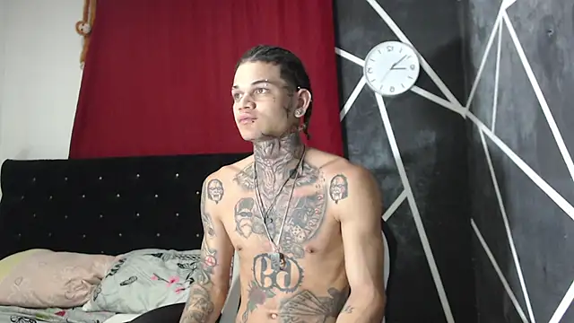 hot man05 online show from 10-06-25, 03:04