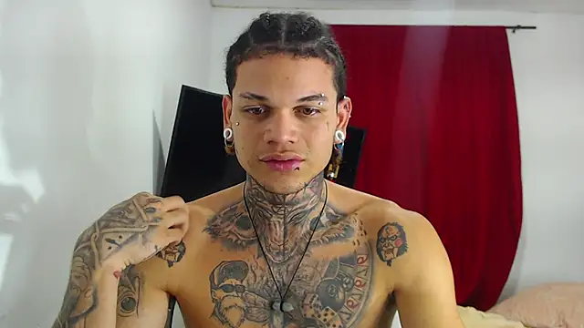 hot man05 online show from 10-17-25, 11:51