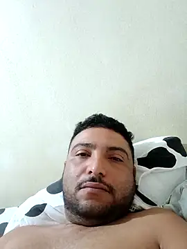 Snapshot of casadosafado20 chatting on 02-28-25, 10:20 casadosafado20 online show from 02-28-25, 10:20