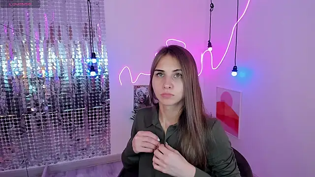 CharmBianca online show from 02-09-25, 07:41