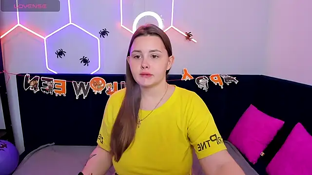 MargaretRoyy online show from 10-30-25, 01:29