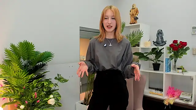 Snapshot of FlairAdderly chatting on 01-29-25, 01:49 FlairAdderly online show from 01-29-25, 01:49