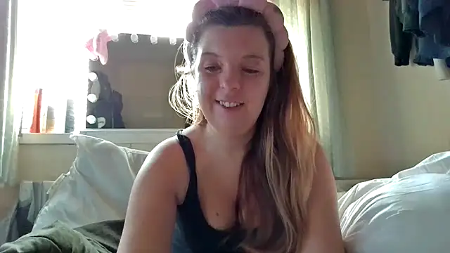 Snapshot of Demi_WelshX chatting on 11-18-25, 11:25 Demi WelshX online show from 11-18-25, 11:25