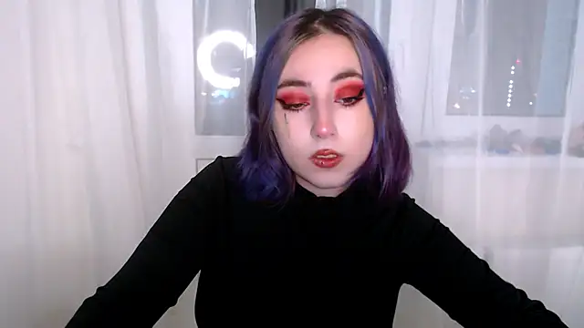 Snapshot of purplewitch chatting on 10-26-25, 12:27 purplewitch online show from 10-26-25, 12:27