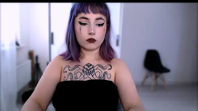 purplewitch online show from 12-19-25, 07:15