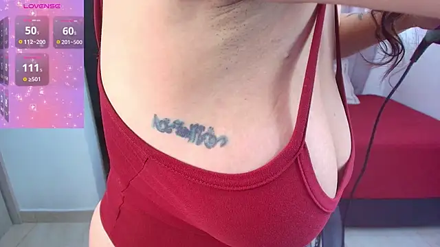 Snapshot of alana2_ chatting on 02-11-25, 07:27 alana2 online show from 02-11-25, 07:27