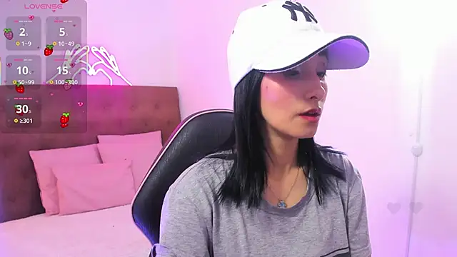 palmerfox tay online show from 11-29-25, 03:20