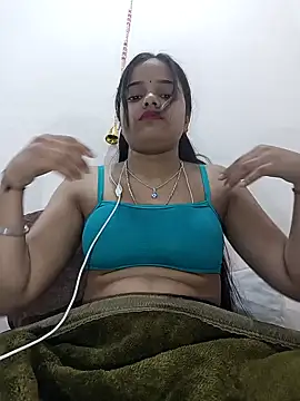 Snapshot of RAYI_123 chatting on 02-06-25, 04:58 RAYI 123 online show from 02-06-25, 04:58