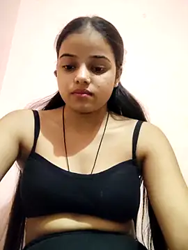 Snapshot of RAYI_123 chatting on 10-14-25, 05:14 RAYI 123 online show from 10-14-25, 05:14