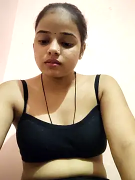 Snapshot of RAYI_123 chatting on 10-19-25, 05:02 RAYI 123 online show from 10-19-25, 05:02