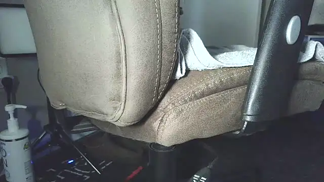 Snapshot of stubbydick3 chatting on 02-24-25, 02:26 stubbydick3 online show from 02-24-25, 02:26