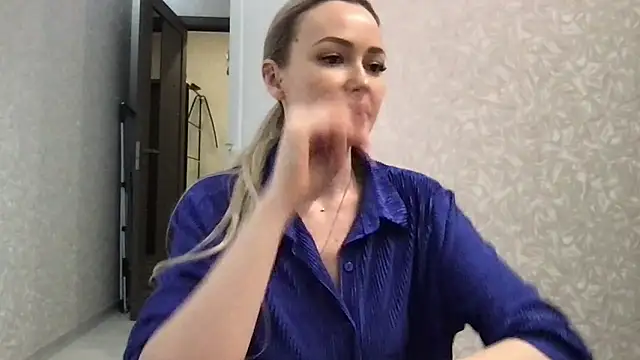 juciepussy  online show from 02-20-25, 03:41